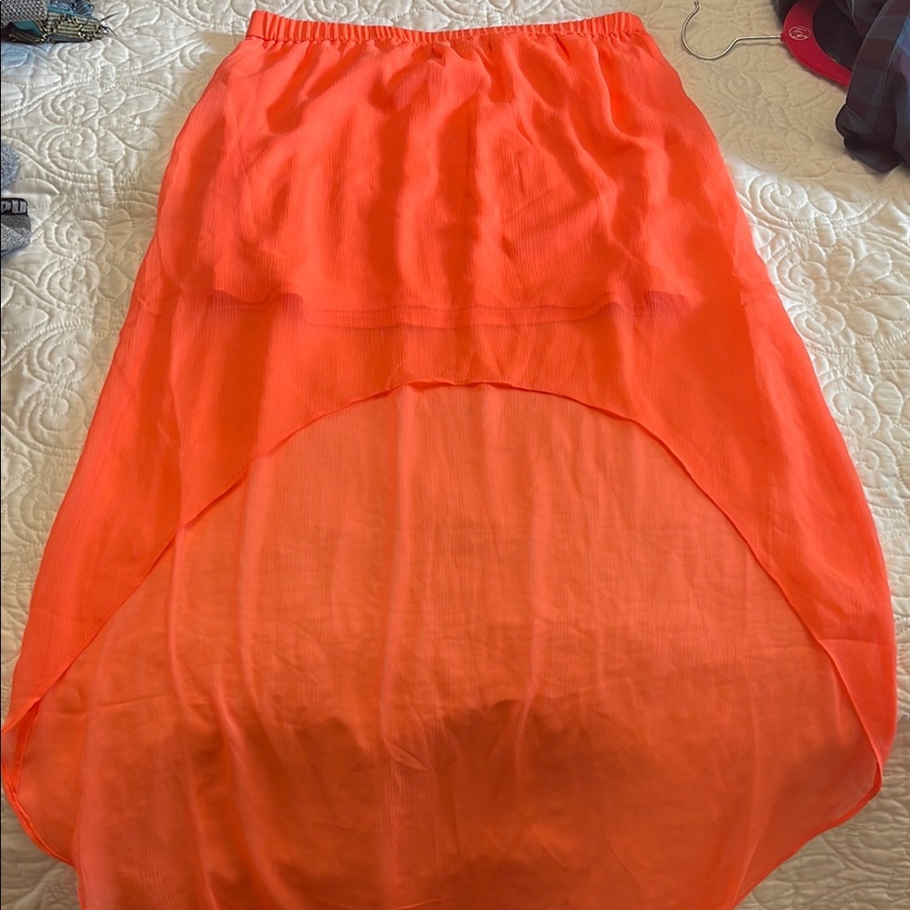 Express pink/orange/salmon colored High-Low Midi Skirt Bubble Style